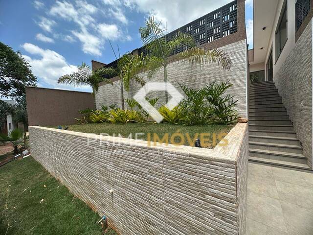 #3 - Casa para Venda em Itatiaiuçu - MG