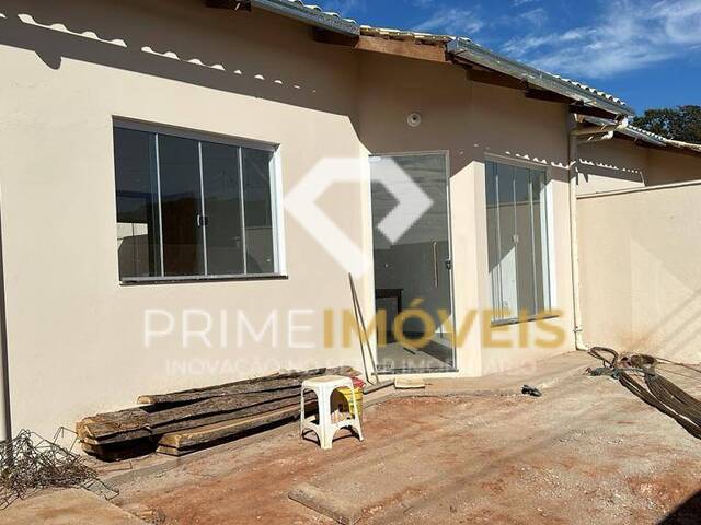 #36 - Casa para Venda em Itatiaiuçu - MG - 2