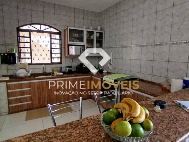 #78 - Casa para Venda em Itatiaiuçu - MG - 2