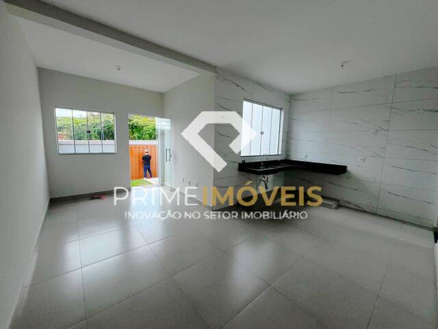 #96 - Casa para Venda em Itatiaiuçu - MG - 2