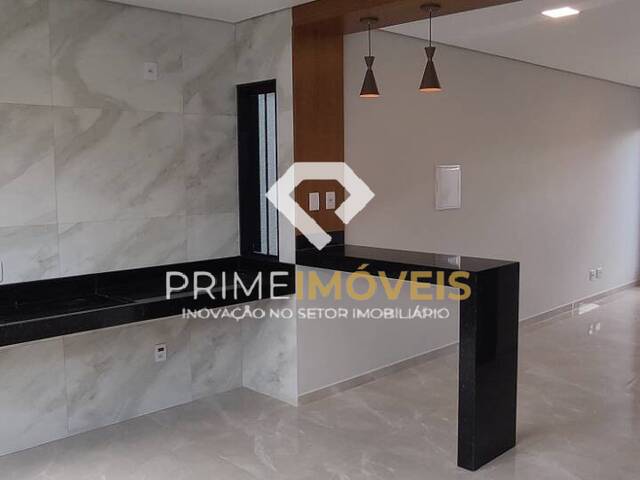 Casa para Venda em Itatiaiuçu - 5